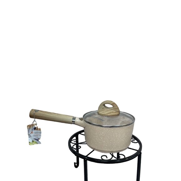 Master Class Saucepan with pour spout & vented lid‎ 6.5" NEW - Picture 1 of 7